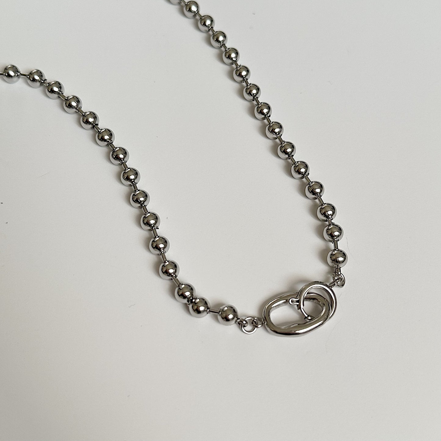 Retro Silver Bead Necklace